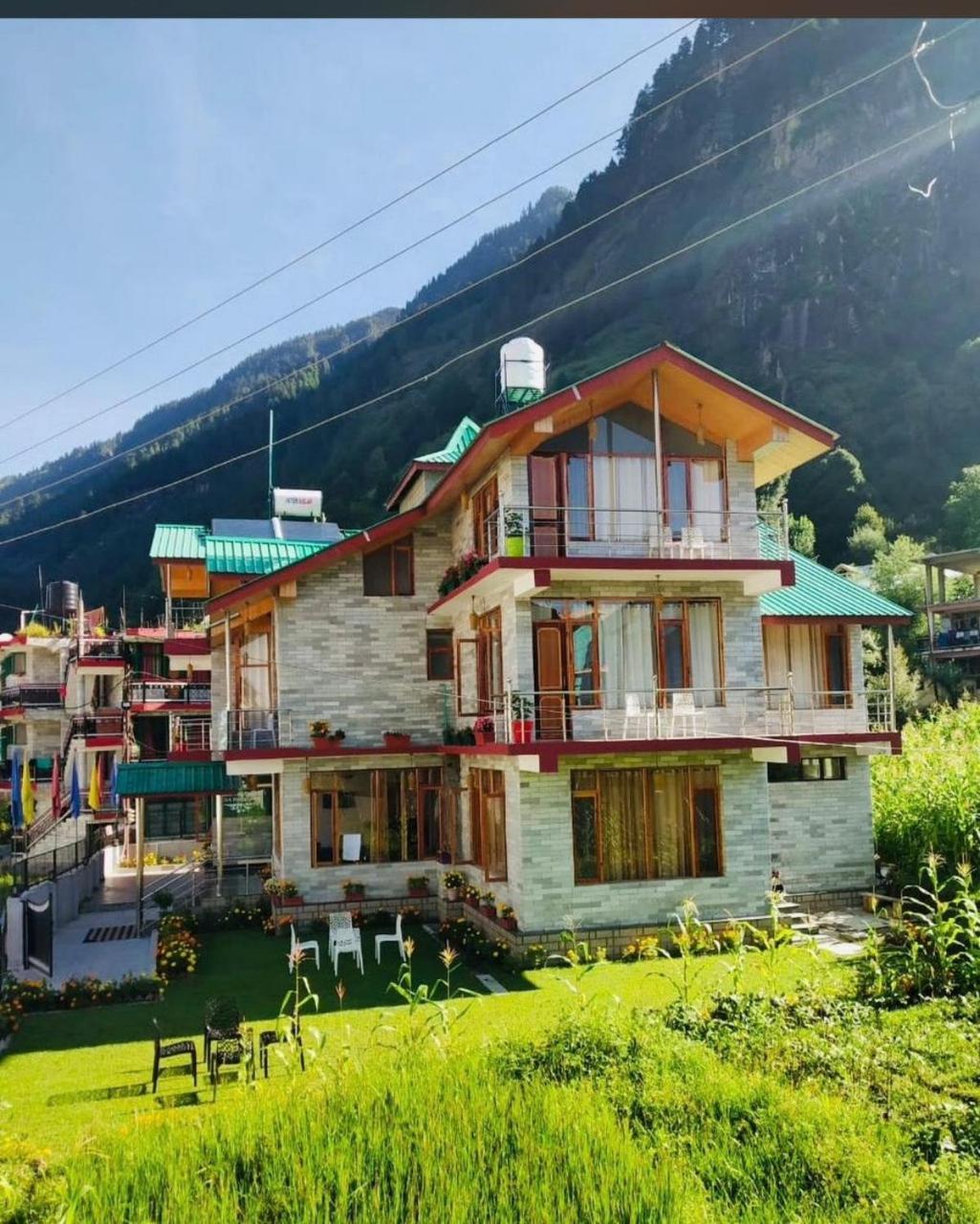 Hotel Himachal Heights มะนาลี ภายนอก รูปภาพ